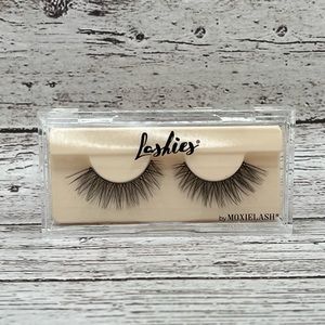 NWT Lashies by MoxieLash. Wifey Lash. Premium Silk Lashes.